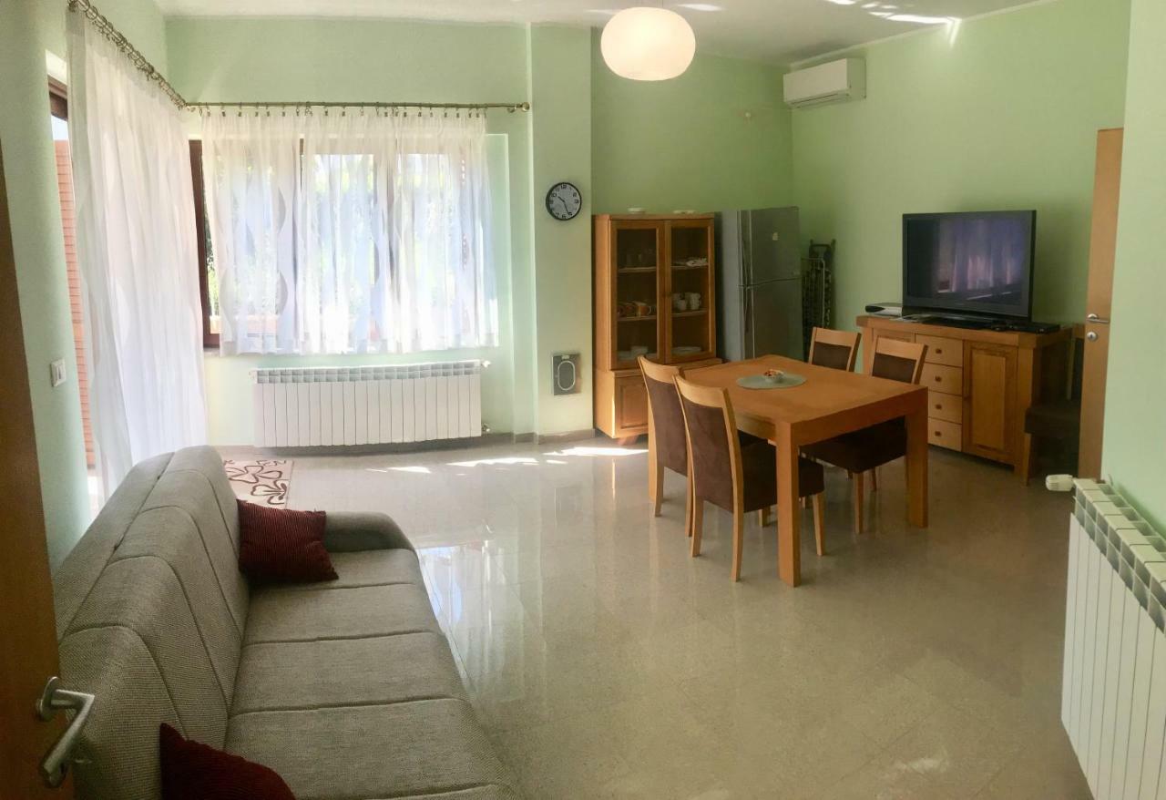 Stoja Apartment Πούλα Εξωτερικό φωτογραφία